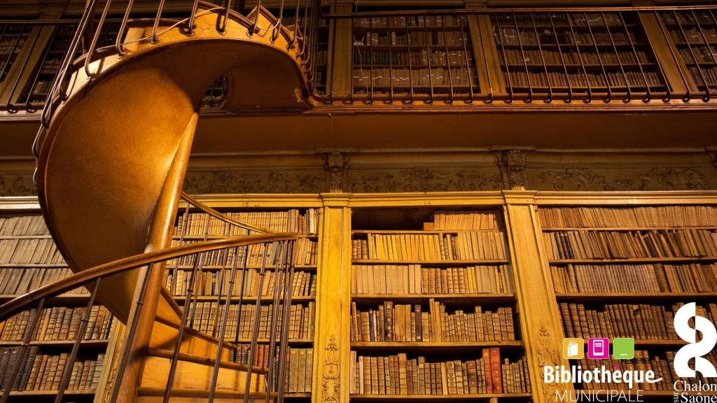 Fond d'écran : la salle d'étude en bibliothèque Adultes