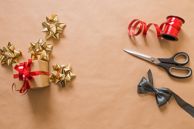 préparation de cadeaux de noël